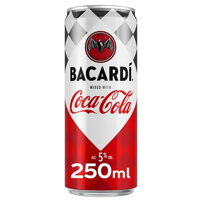 Bacardí mixed with Coca-Cola 250ml blikje — kant-en-klare Cuba Libre cocktail